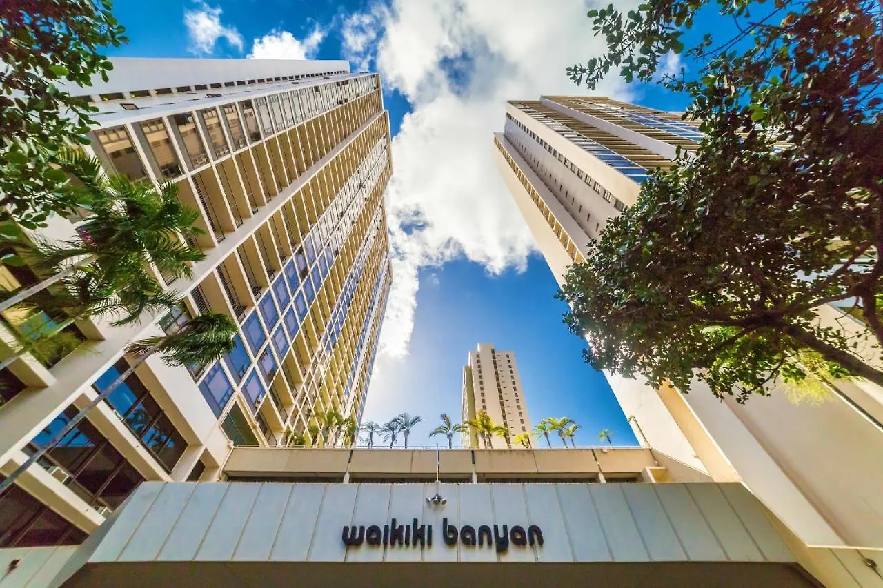 Upscale Penthouse With Ocean Views & Free Parking! Apartment Honolulu United States
